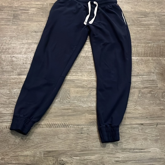 Men’s Tommy Hilfiger Navy Blue Jogger Pants - Picture 2 of 5
